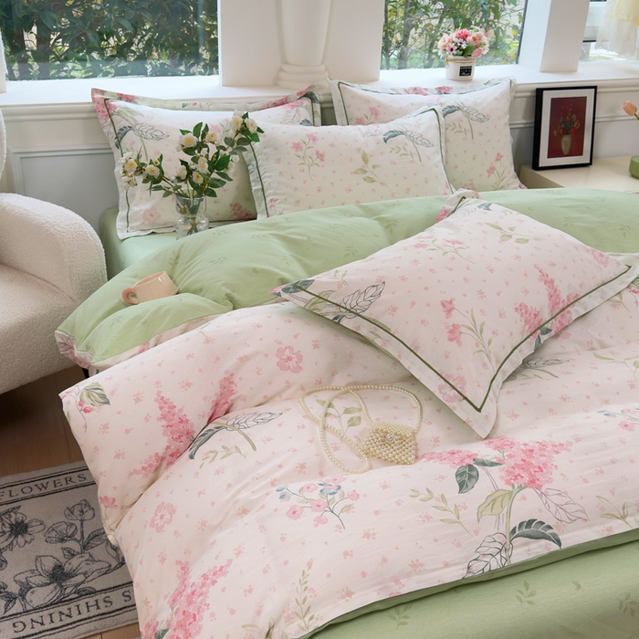 91家纺网 家纺一手货源 找家纺 铭博家纺 2025新款直播热款全棉吊边一字绣工艺款13070印花全棉单床单 浪漫花香