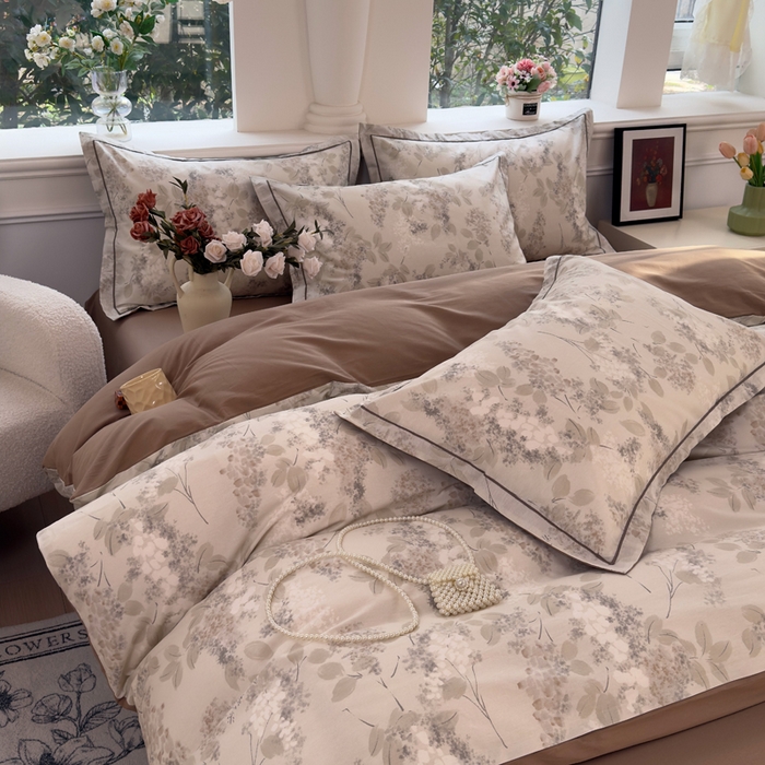 91家纺网 家纺一手货源 找家纺 铭博家纺 2025新款直播热款全棉吊边一字绣工艺款13070印花全棉单床单 秋晚云山