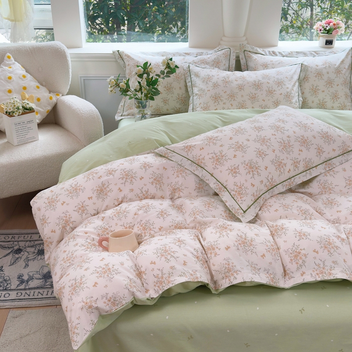 91家纺网 家纺一手货源 找家纺 铭博家纺 2025新款直播热款全棉吊边一字绣工艺款13070印花全棉单床单 雅花意