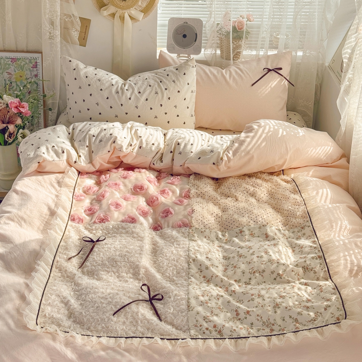 91家纺网 家纺一手货源 找家纺 （总）庭笙 2026新款可爱少女心玫瑰花碎花拼接棉感四件套-花漫里