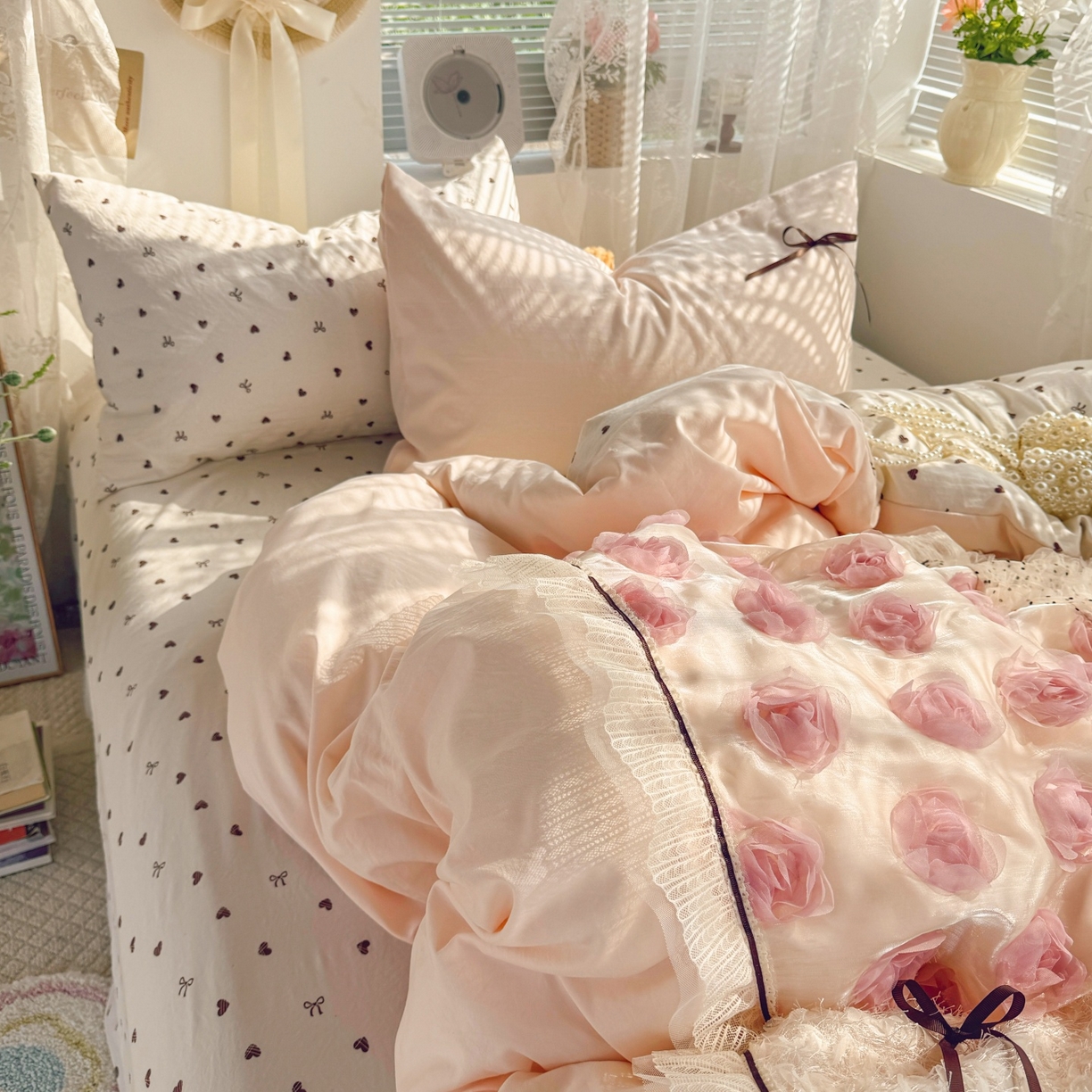 91家纺网 家纺一手货源 找家纺 庭笙 2026新款可爱少女心玫瑰花碎花拼接棉感四件套-花漫里 花漫里-粉