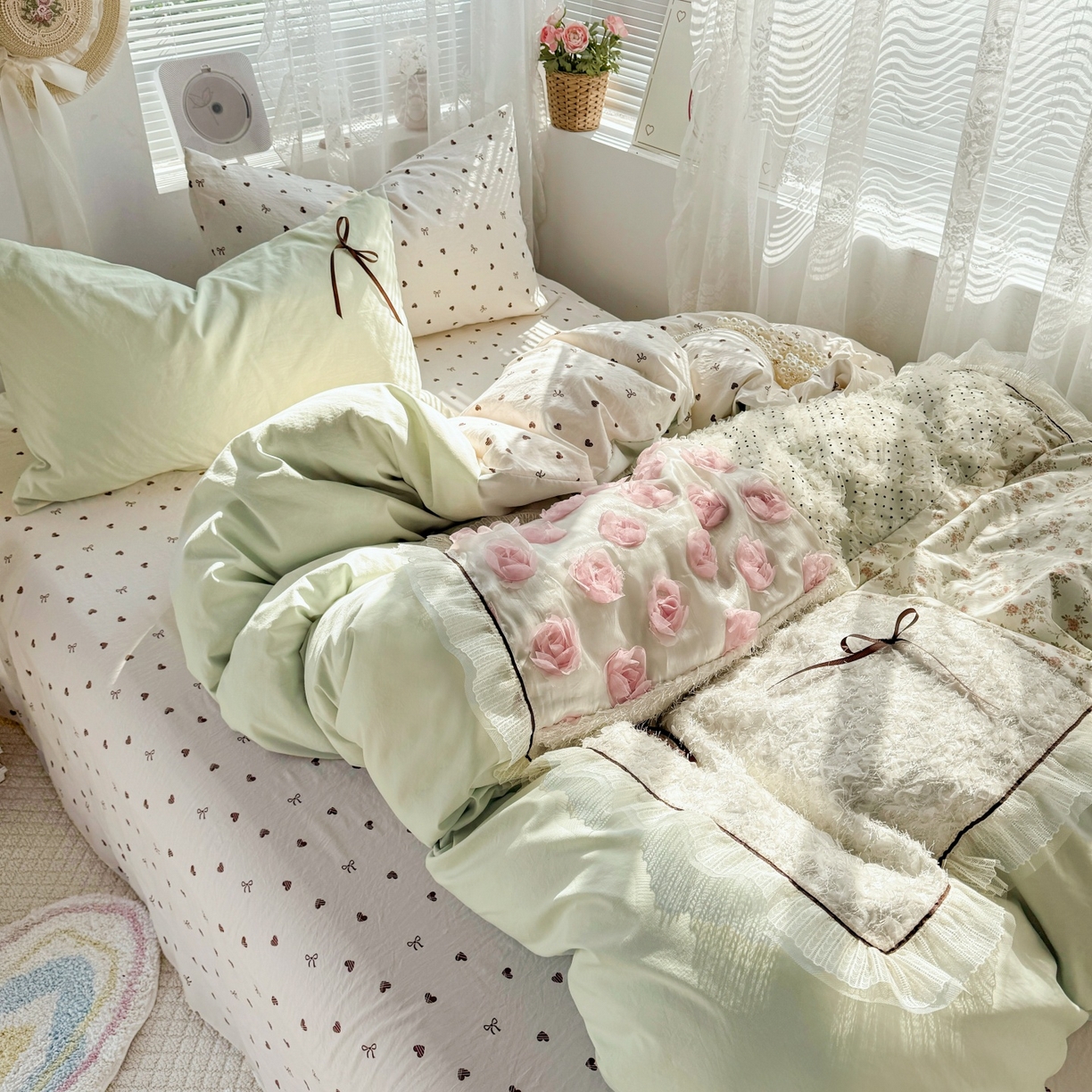 91家纺网 家纺一手货源 找家纺 庭笙 2026新款可爱少女心玫瑰花碎花拼接棉感四件套-花漫里 花漫里-绿