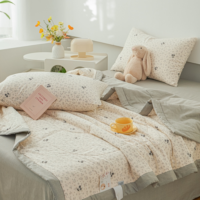 91家纺网 家纺一手货源 找家纺 尊妙被业 2026新款小清新花卉里外全棉纯棉棉花被夏被夏凉被空调被 墨兰樱桃