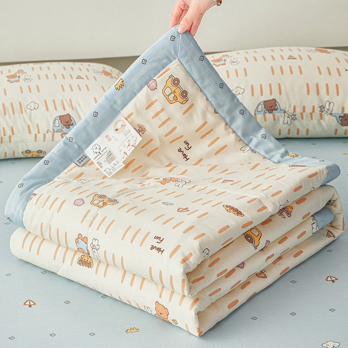 91家纺网 家纺一手货源 找家纺 尊妙被业 2026新款小清新花卉里外全棉纯棉棉花被夏被夏凉被空调被 熊仔小汽车