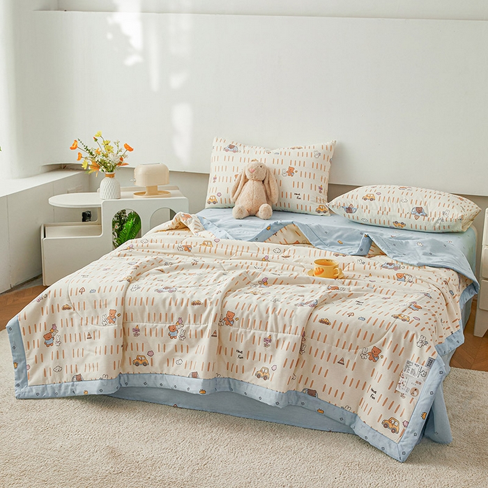 91家纺网 家纺一手货源 找家纺 尊妙被业 2026新款小清新花卉里外全棉纯棉棉花被夏被夏凉被空调被 熊仔小汽车