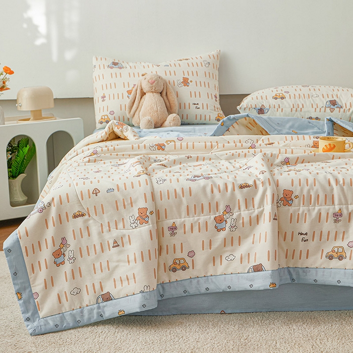 91家纺网 家纺一手货源 找家纺 尊妙被业 2026新款小清新花卉里外全棉纯棉棉花被夏被夏凉被空调被 熊仔小汽车