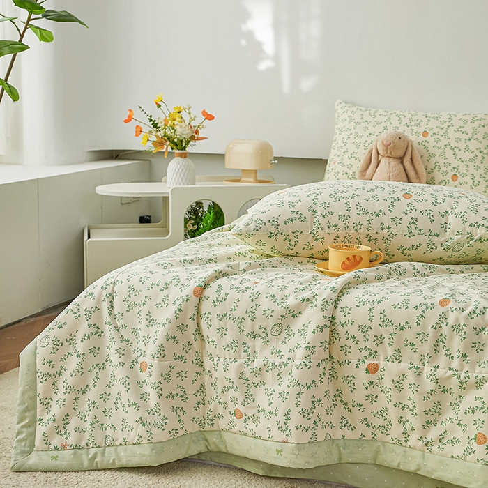 91家纺网 家纺一手货源 找家纺 尊妙被业 2026新款小清新花卉里外全棉纯棉棉花被夏被夏凉被空调被 野莓绿叶