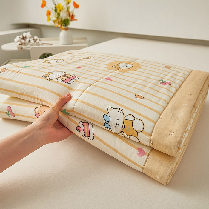 91家纺网 家纺一手货源 找家纺 尊妙被业 2026新款小清新花卉里外全棉纯棉棉花被夏被夏凉被空调被 愉快小猫一黄