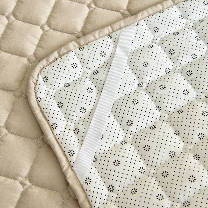 91家纺网 家纺一手货源 找家纺 （总）宇淳国际 2026新款纯色面包格防滑床垫