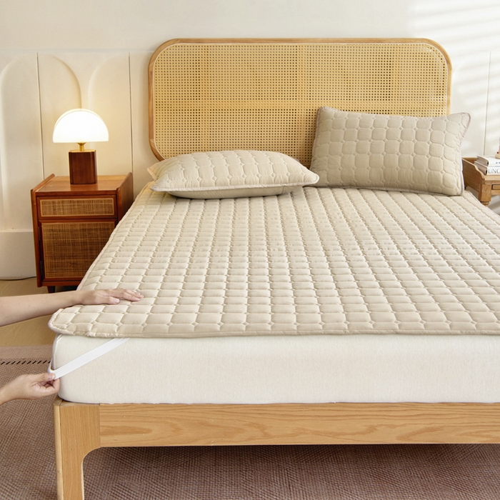 91家纺网 家纺一手货源 找家纺 (总) 宇淳 2026跨境外贸水洗棉夹棉单件床签床垫保护套四季通用防滑床罩梦思床垫保护罩三件套非全棉