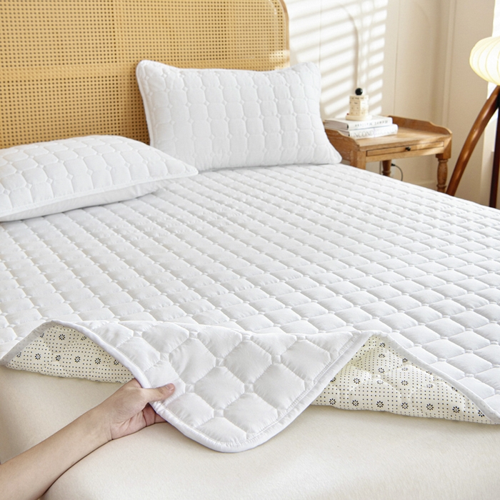 91家纺网 家纺一手货源 找家纺 宇淳国际 2026新款纯色面包格防滑床垫 白色