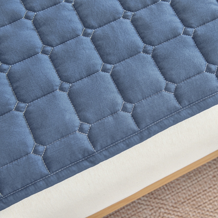 91家纺网 家纺一手货源 找家纺 宇淳国际 2026新款纯色面包格防滑床垫 深蓝