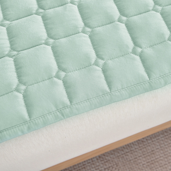 91家纺网 家纺一手货源 找家纺 宇淳国际 2026新款纯色面包格防滑床垫 水绿