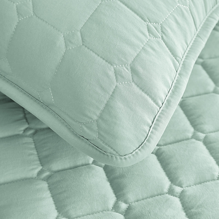 91家纺网 家纺一手货源 找家纺 宇淳国际 2026新款纯色面包格防滑床垫 水绿