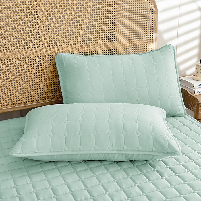 91家纺网 家纺一手货源 找家纺 宇淳国际 2026新款纯色面包格防滑床垫 水绿