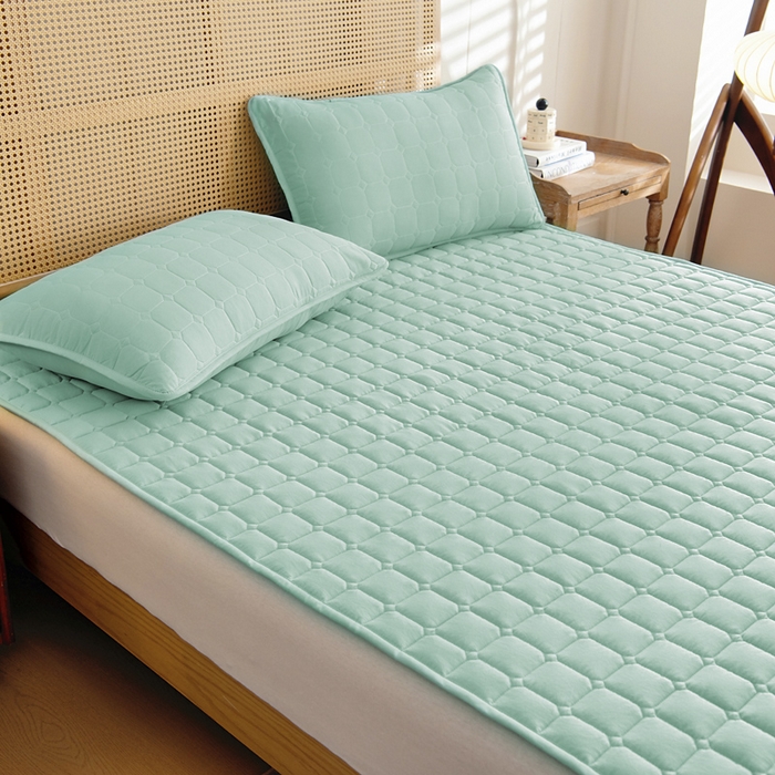 91家纺网 家纺一手货源 找家纺 宇淳国际 2026新款纯色面包格防滑床垫 水绿