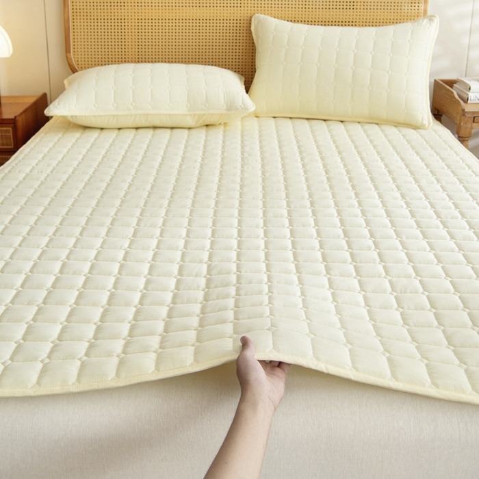 91家纺网 家纺一手货源 找家纺 宇淳国际 2026新款纯色面包格防滑床垫 奶黄