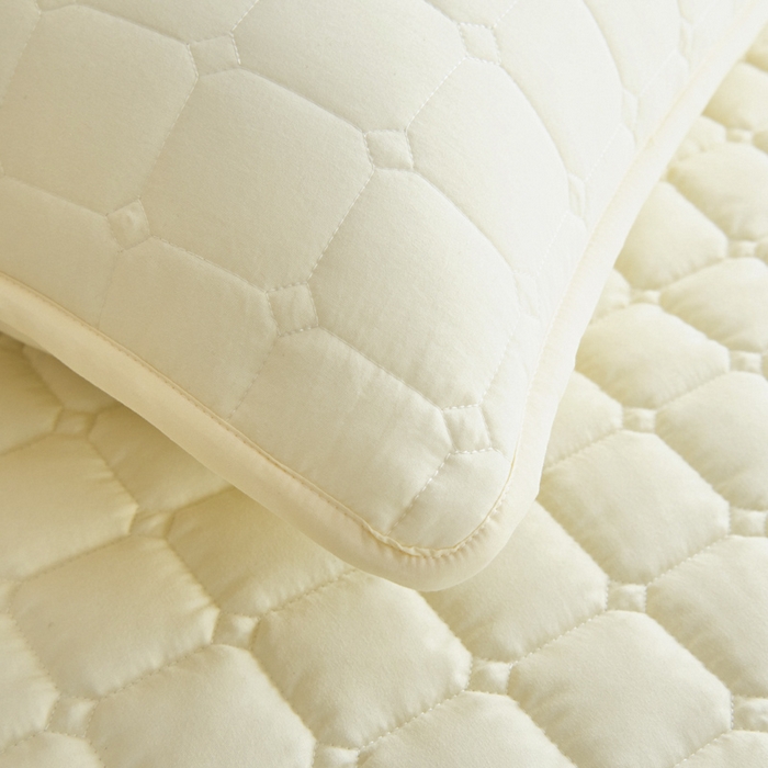 91家纺网 家纺一手货源 找家纺 宇淳国际 2026新款纯色面包格防滑床垫 奶黄