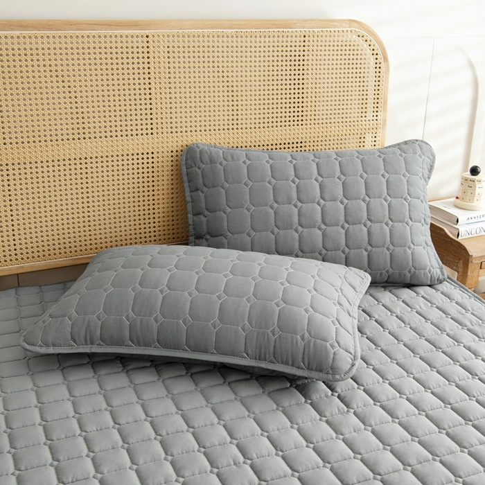 91家纺网 家纺一手货源 找家纺 宇淳国际 2026新款纯色面包格防滑床垫 浅灰
