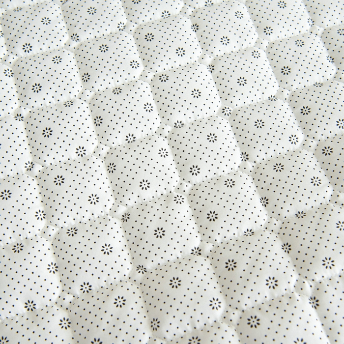 91家纺网 家纺一手货源 找家纺 宇淳国际 2026新款纯色面包格防滑床垫 浅灰