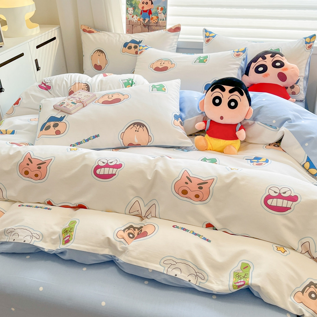 91家纺网 家纺一手货源 找家纺 暮思家居 2026新款正版授权蜡笔小新全棉纯棉四件套系列 趣味小新