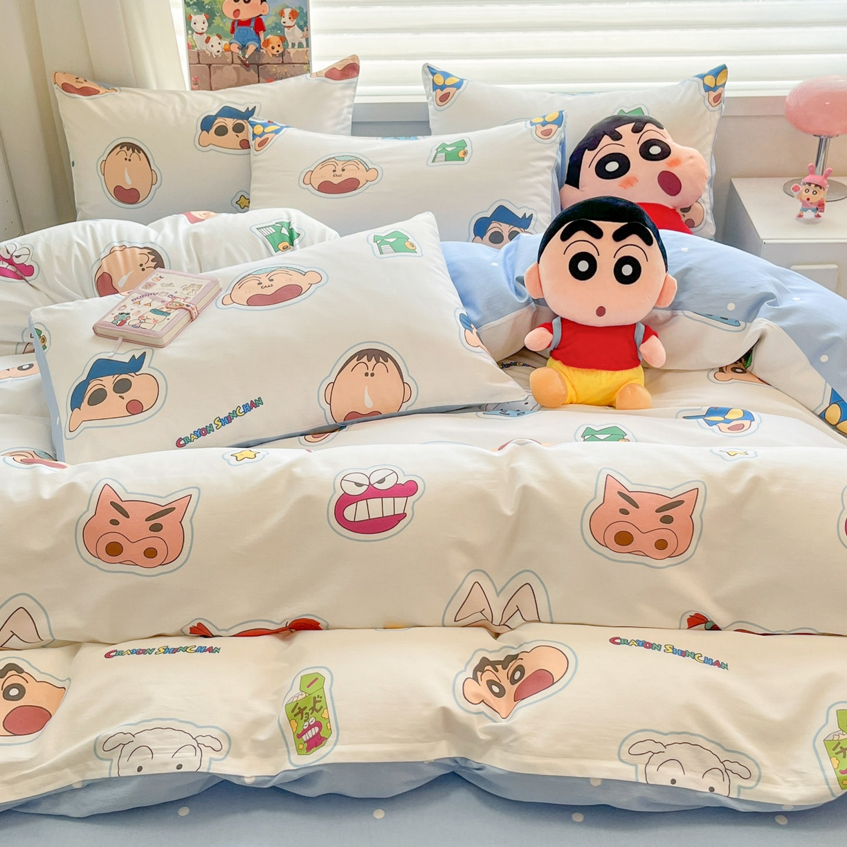 91家纺网 家纺一手货源 找家纺 暮思家居 2026新款正版授权蜡笔小新全棉纯棉四件套系列 趣味小新