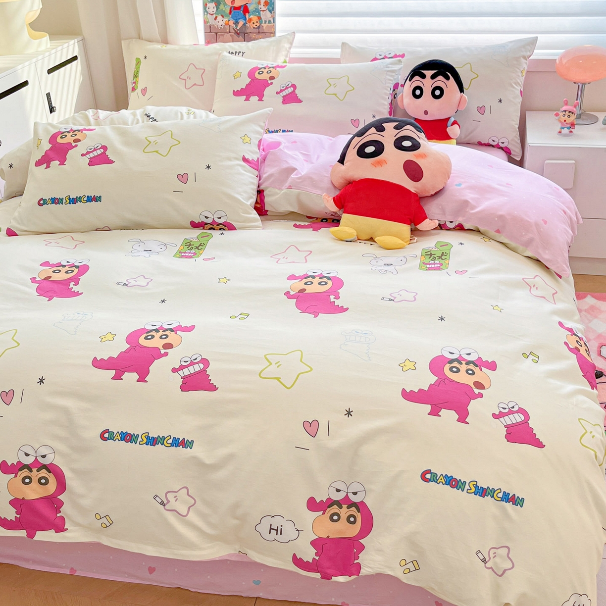 91家纺网 家纺一手货源 找家纺 暮思家居 2026新款正版授权蜡笔小新全棉纯棉四件套系列 百变小新