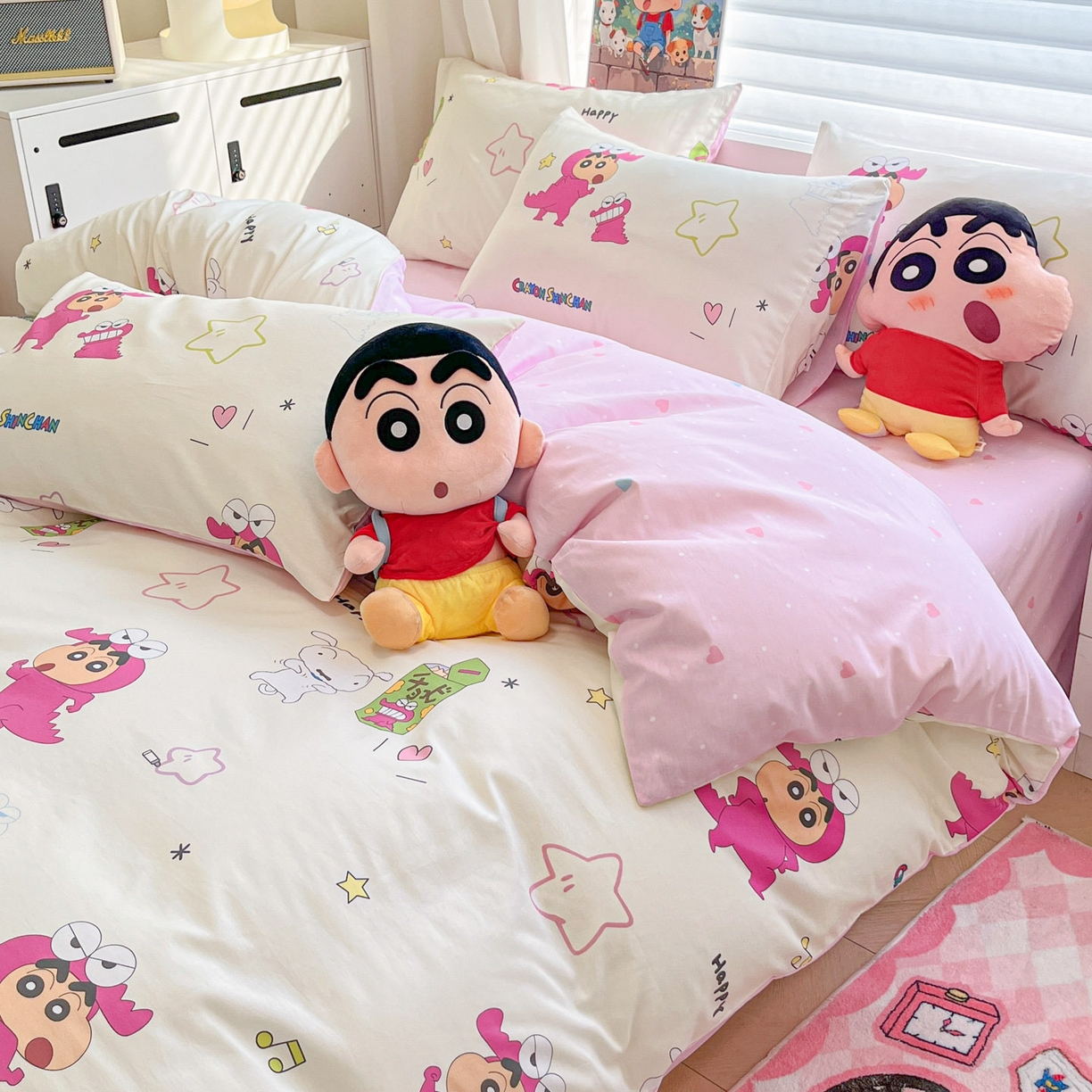 91家纺网 家纺一手货源 找家纺 暮思家居 2026新款正版授权蜡笔小新全棉纯棉四件套系列 百变小新