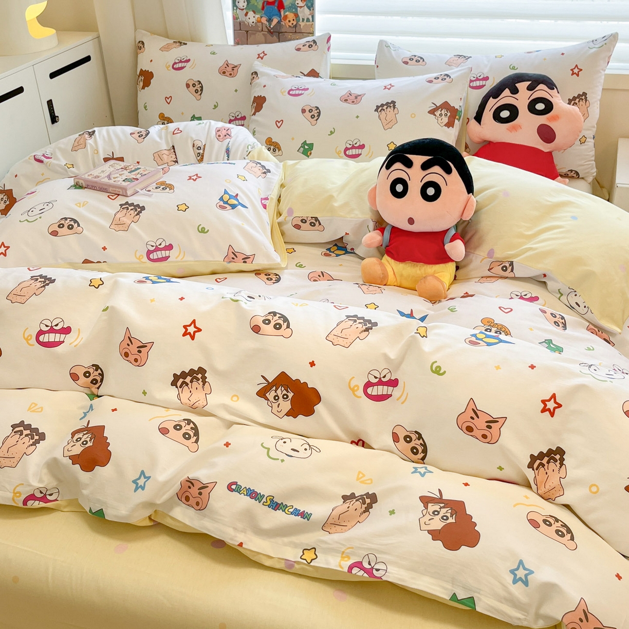 91家纺网 家纺一手货源 找家纺 暮思家居 2026新款正版授权蜡笔小新全棉纯棉四件套系列 幸运小新