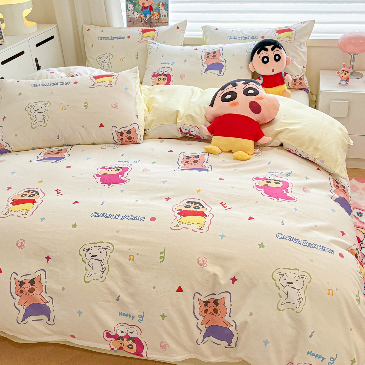 91家纺网 家纺一手货源 找家纺 暮思家居 2026新款正版授权蜡笔小新全棉纯棉四件套系列 可爱小新