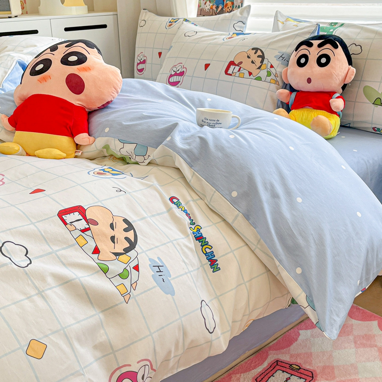 91家纺网 家纺一手货源 找家纺 暮思家居 2026新款正版授权蜡笔小新全棉纯棉四件套系列 休闲小新