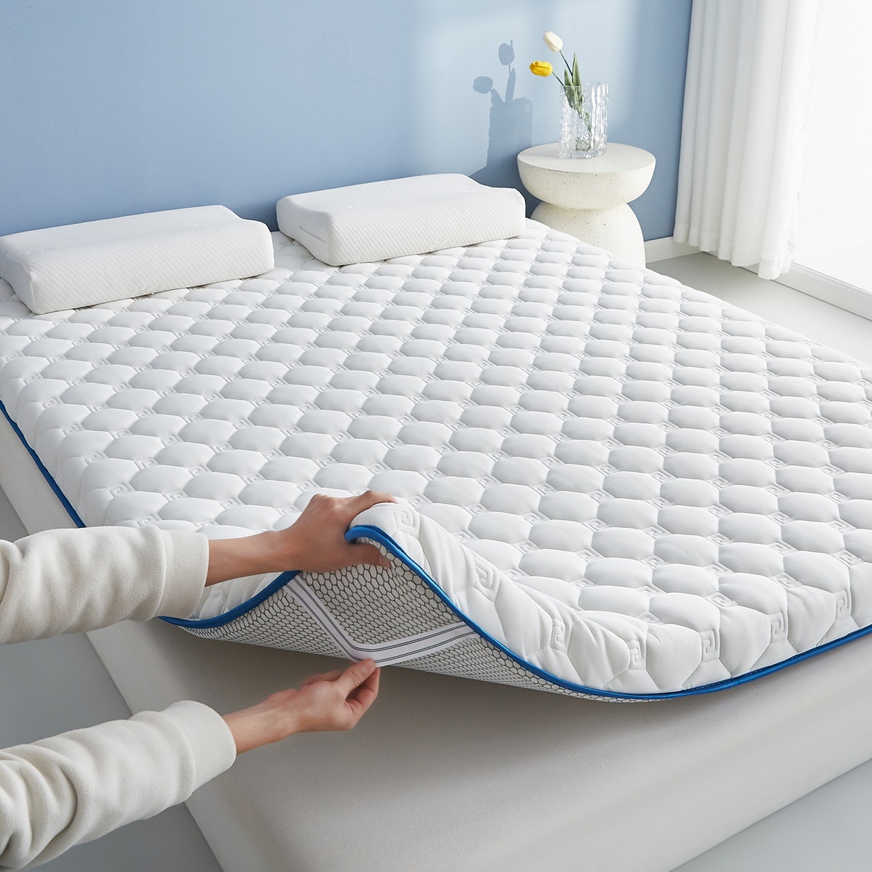 91家纺网 家纺一手货源 找家纺 月茶家纺 2026新款大豆纤维单边回字格床垫 回格白