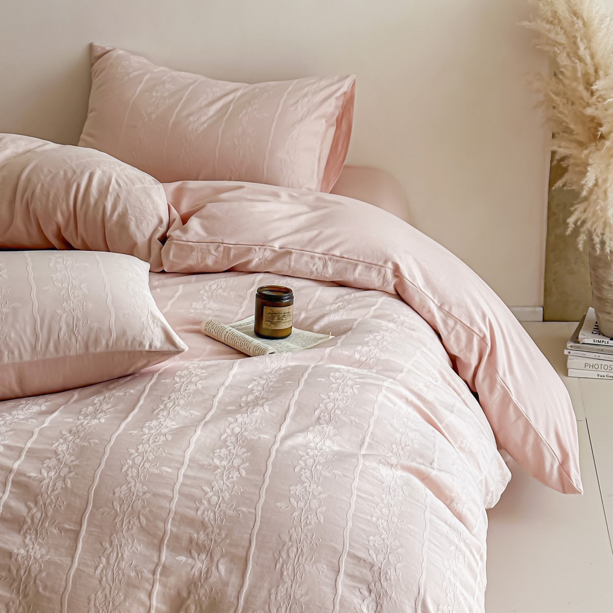 91家纺网 家纺一手货源 找家纺 眠博士 2026新款全棉纯棉水洗立体提花四件套 花间梦-粉