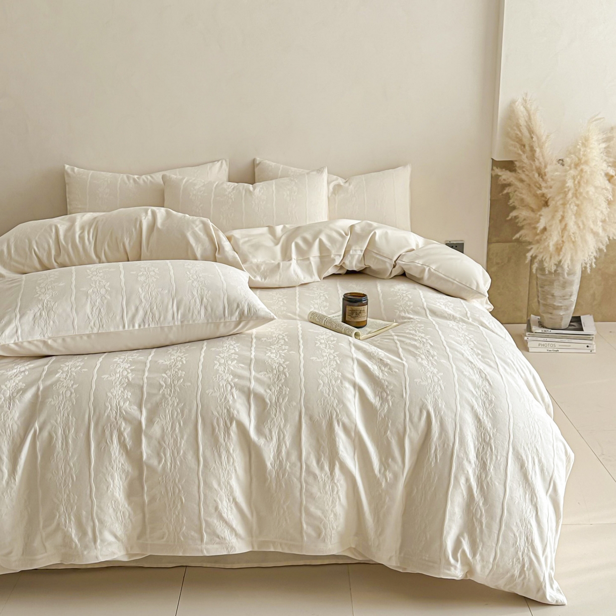 91家纺网 家纺一手货源 找家纺 眠博士 2026新款全棉纯棉水洗立体提花四件套 花间梦-奶白