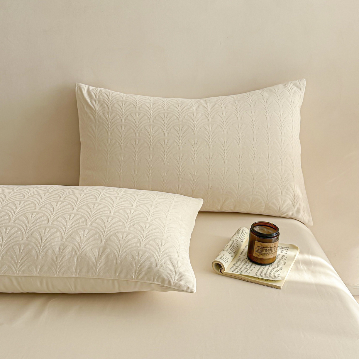 91家纺网 家纺一手货源 找家纺 眠博士 2026新款全棉纯棉水洗立体提花四件套 杏影-奶白