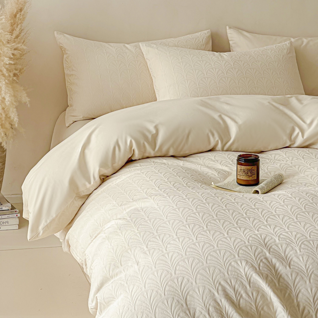 91家纺网 家纺一手货源 找家纺 眠博士 2026新款全棉纯棉水洗立体提花四件套 杏影-奶白