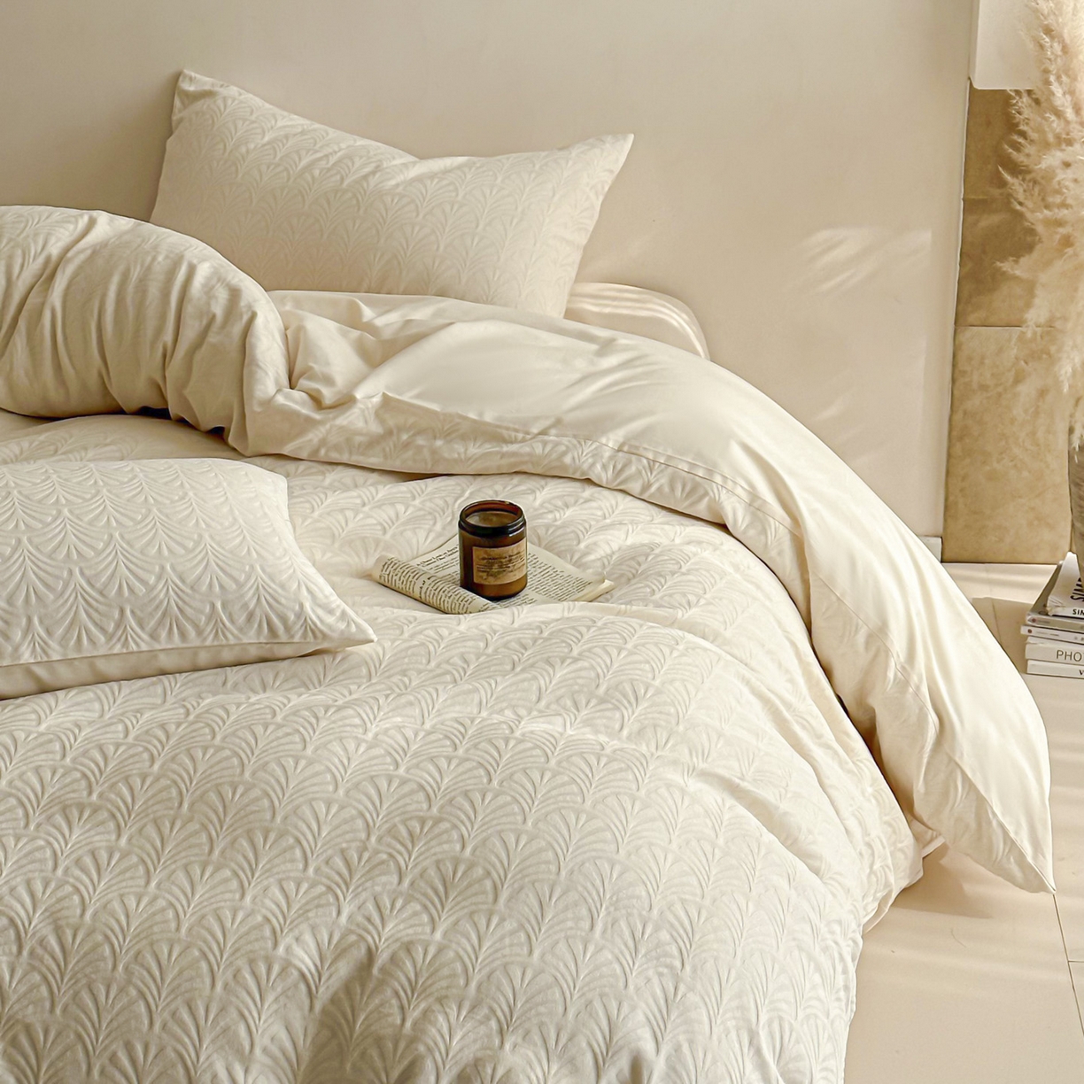 91家纺网 家纺一手货源 找家纺 眠博士 2026新款全棉纯棉水洗立体提花四件套 杏影-奶白