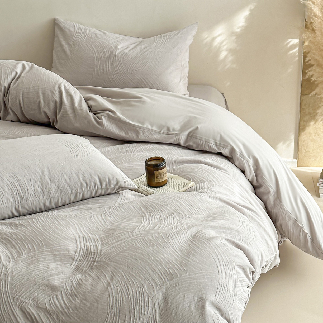 91家纺网 家纺一手货源 找家纺 眠博士 2026新款全棉纯棉水洗立体提花四件套 月岛弥生-灰