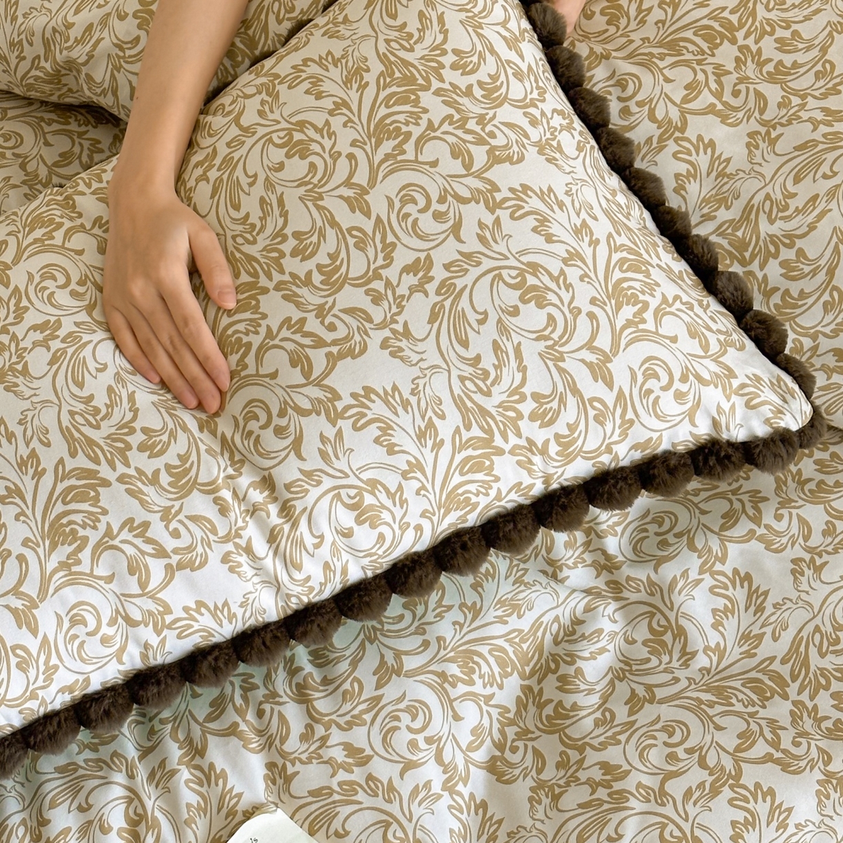 91家纺网 家纺一手货源 找家纺 （总）羚羊语家纺 2026新款全棉毛球款四件套40支纯棉轻奢13372小清新喷气印花四件套被套床单床笠三件套