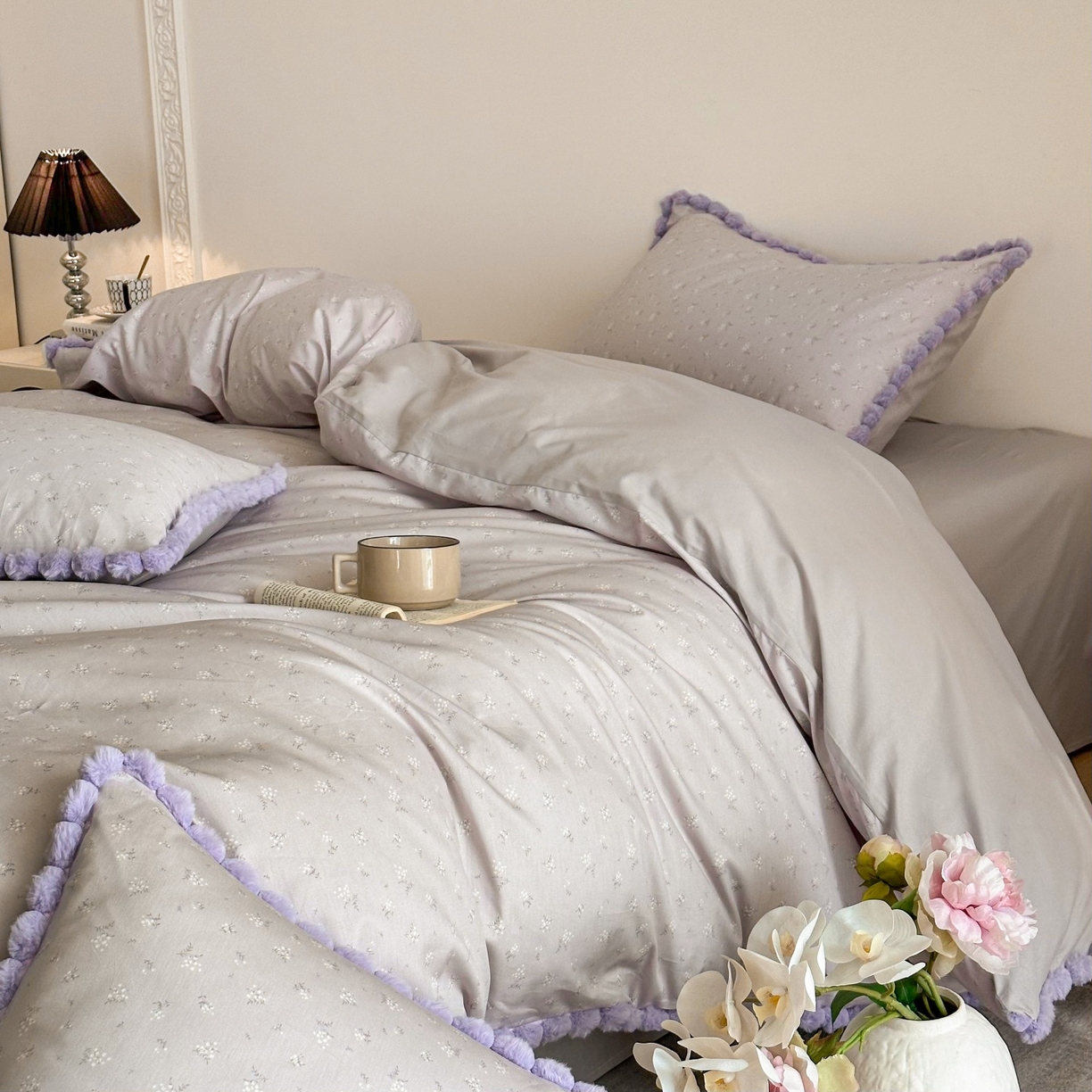 91家纺网 家纺一手货源 找家纺 羚羊语家纺 2026新款全棉毛球款四件套40支纯棉轻奢13372小清新喷气印花四件套被套床单床笠三件套 暮山紫