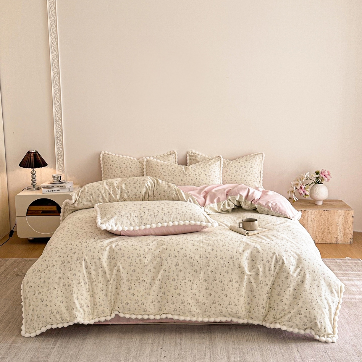 91家纺网 家纺一手货源 找家纺 羚羊语家纺 2026新款全棉毛球款四件套40支纯棉轻奢13372小清新喷气印花四件套被套床单床笠三件套 伊旬粉