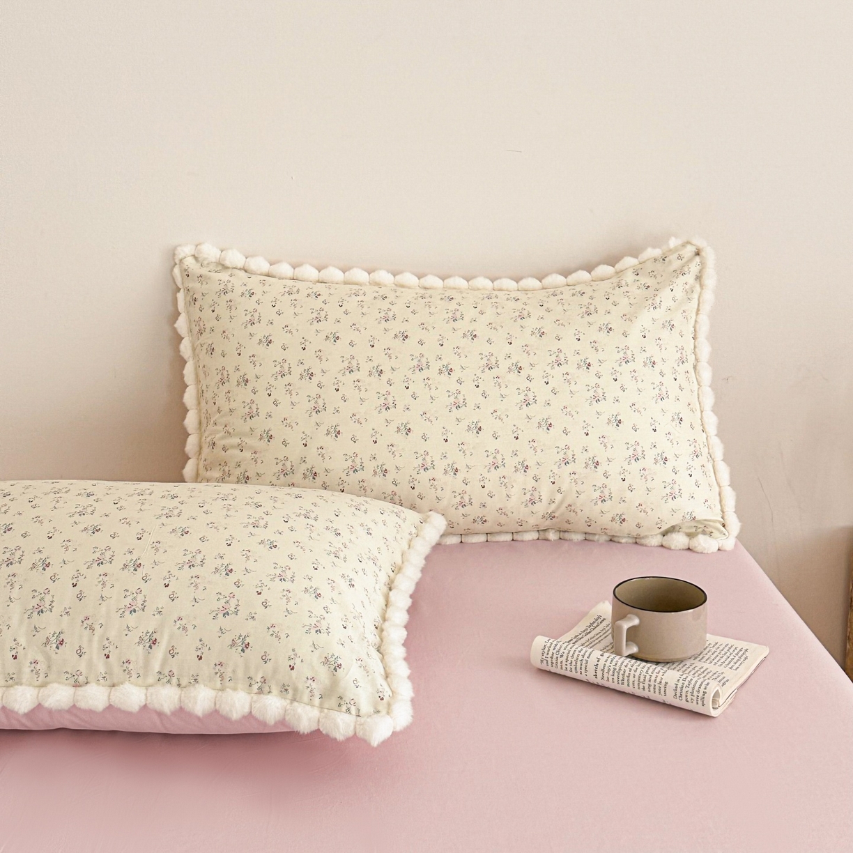 91家纺网 家纺一手货源 找家纺 羚羊语家纺 2026新款全棉毛球款四件套40支纯棉轻奢13372小清新喷气印花四件套被套床单床笠三件套 伊旬粉