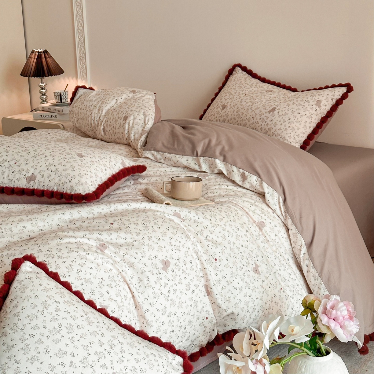 91家纺网 家纺一手货源 找家纺 羚羊语家纺 2026新款全棉毛球款四件套40支纯棉轻奢13372小清新喷气印花四件套被套床单床笠三件套 云边榻