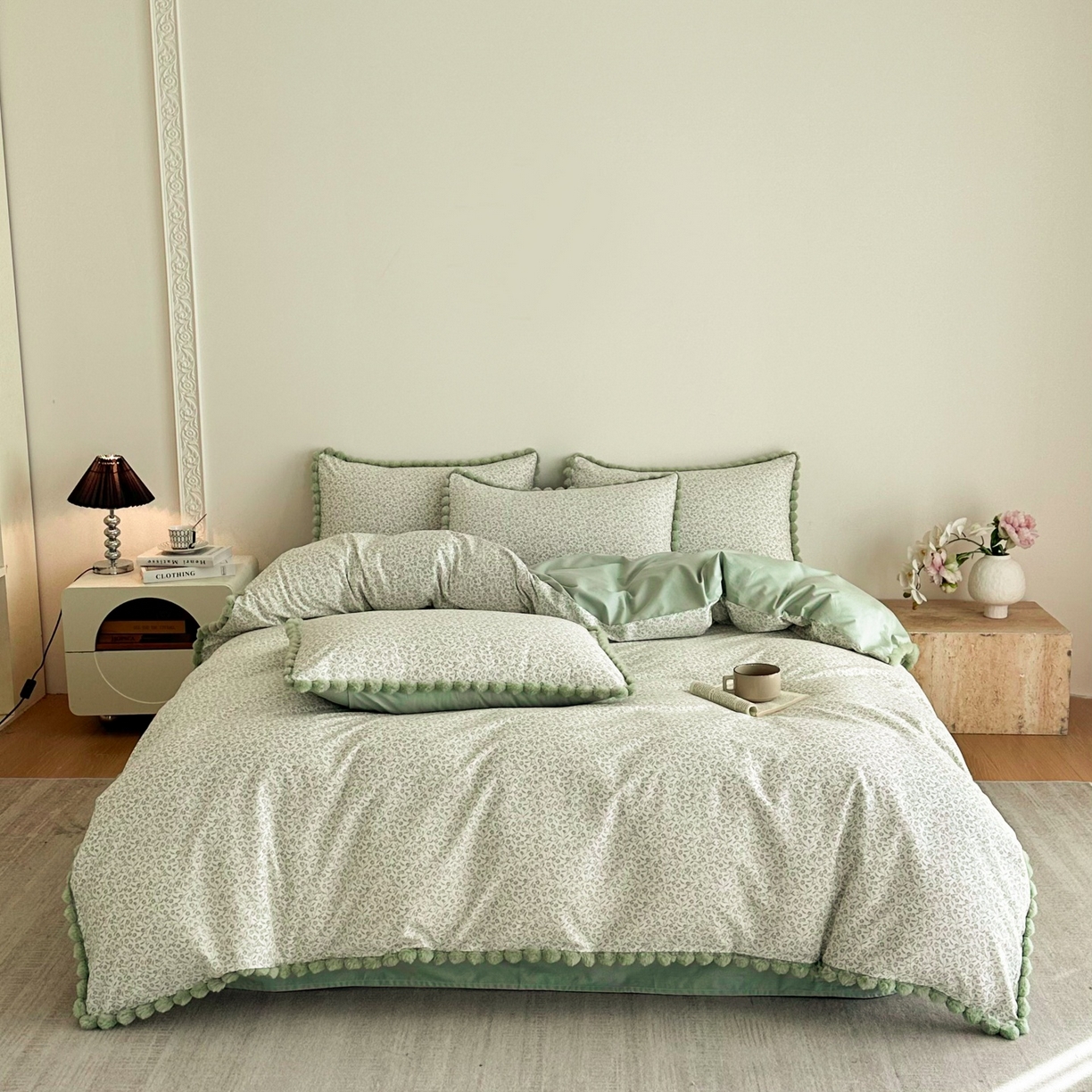 91家纺网 家纺一手货源 找家纺 羚羊语家纺 2026新款全棉毛球款四件套40支纯棉轻奢13372小清新喷气印花四件套被套床单床笠三件套 知春绿