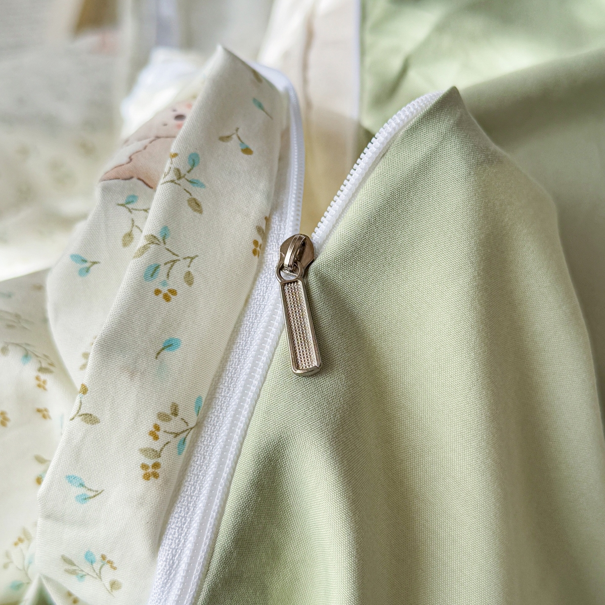 91家纺网 家纺一手货源 找家纺 梦纤绒 2026新款高克重古法水洗棉四件套 喵趣蝴蝶