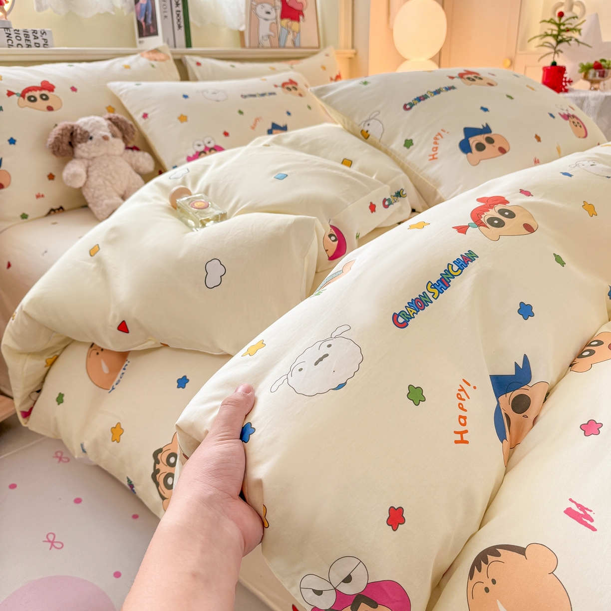 91家纺网 家纺一手货源 找家纺 博雅 2026新款蜡笔小新纯棉全棉四件套 小版-彩色星星蜡笔小新