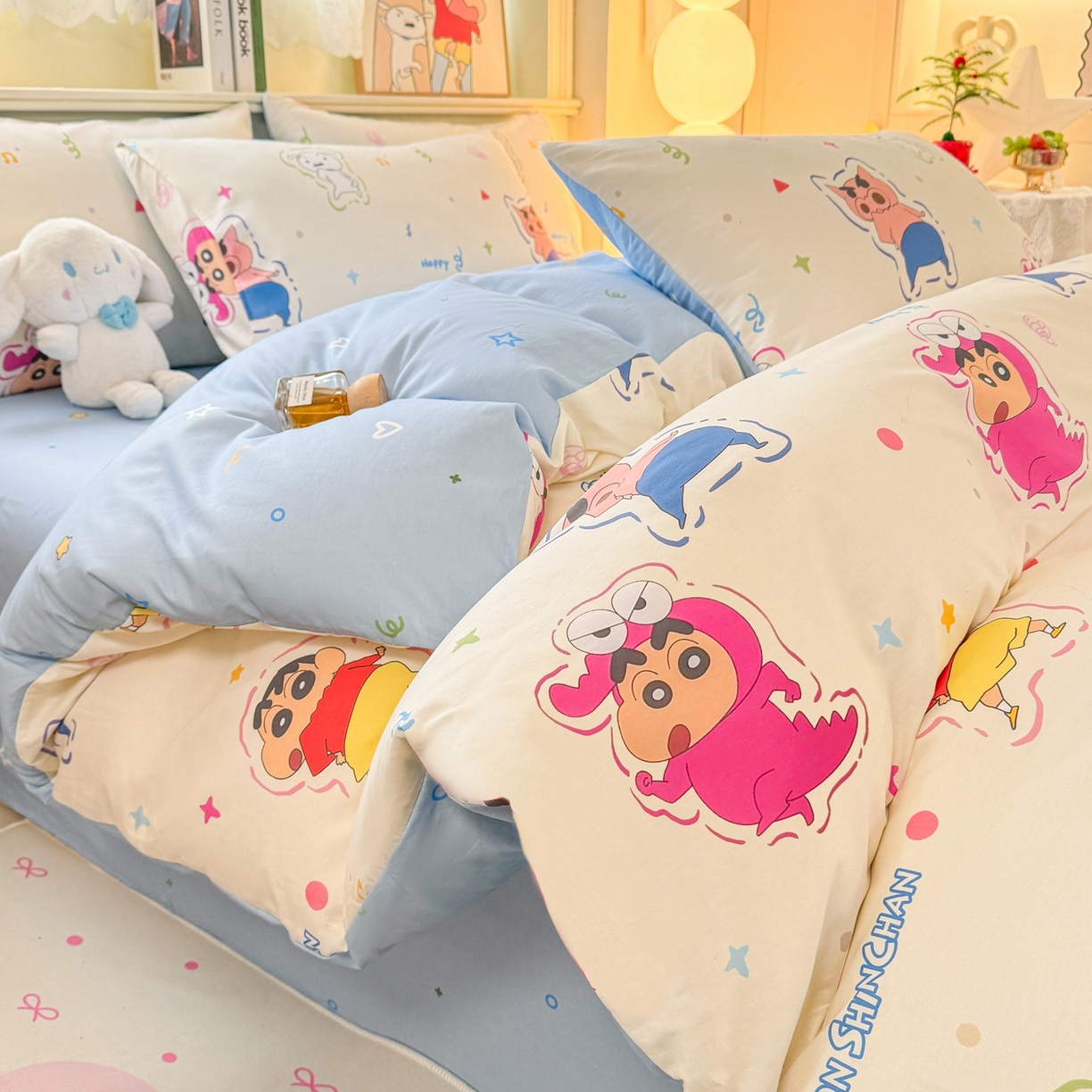 91家纺网 家纺一手货源 找家纺 博雅 2026新款蜡笔小新纯棉全棉四件套 小版-小彩带蜡笔小新