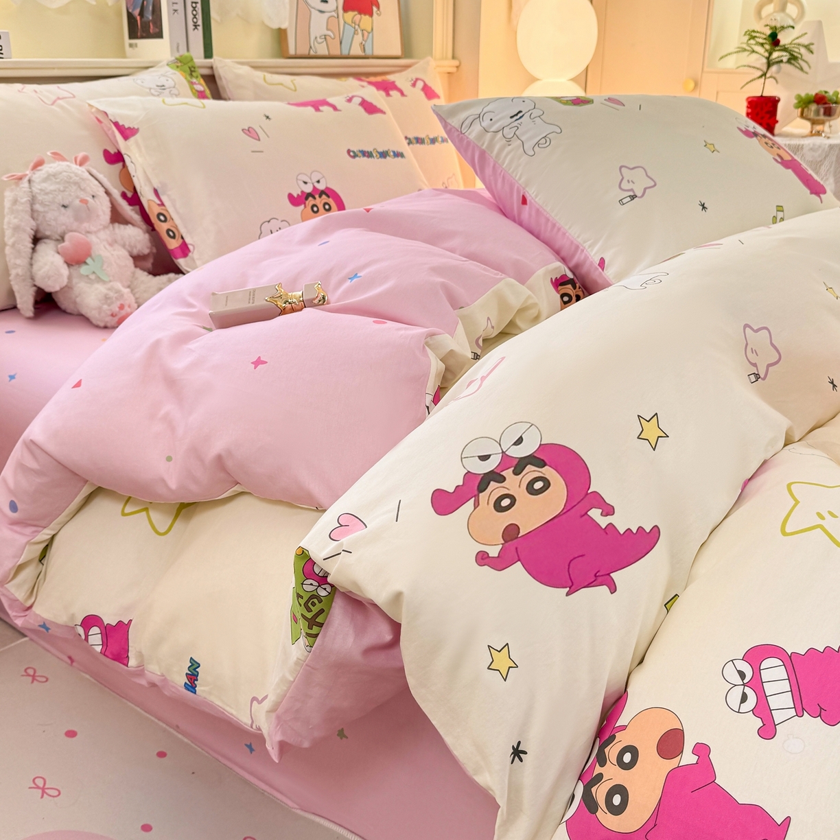 91家纺网 家纺一手货源 找家纺 博雅 2026新款蜡笔小新纯棉全棉四件套 小版-恐龙蜡笔小新