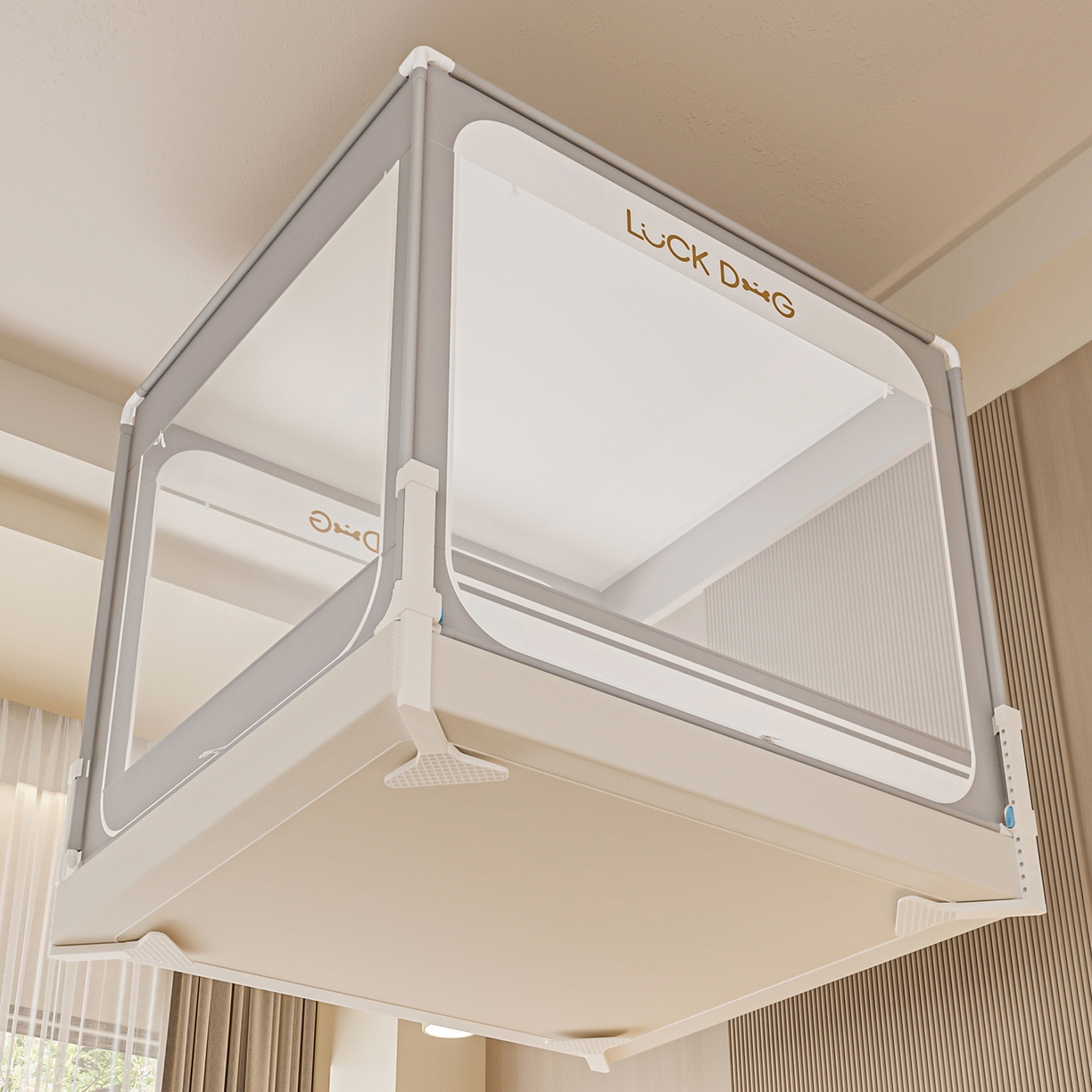 91家纺网 家纺一手货源 找家纺 海虹蚊帐 2026新款2601外穿杆三开U型门一体防尘顶加密纱回底床笠款防摔蚊帐 字母灰