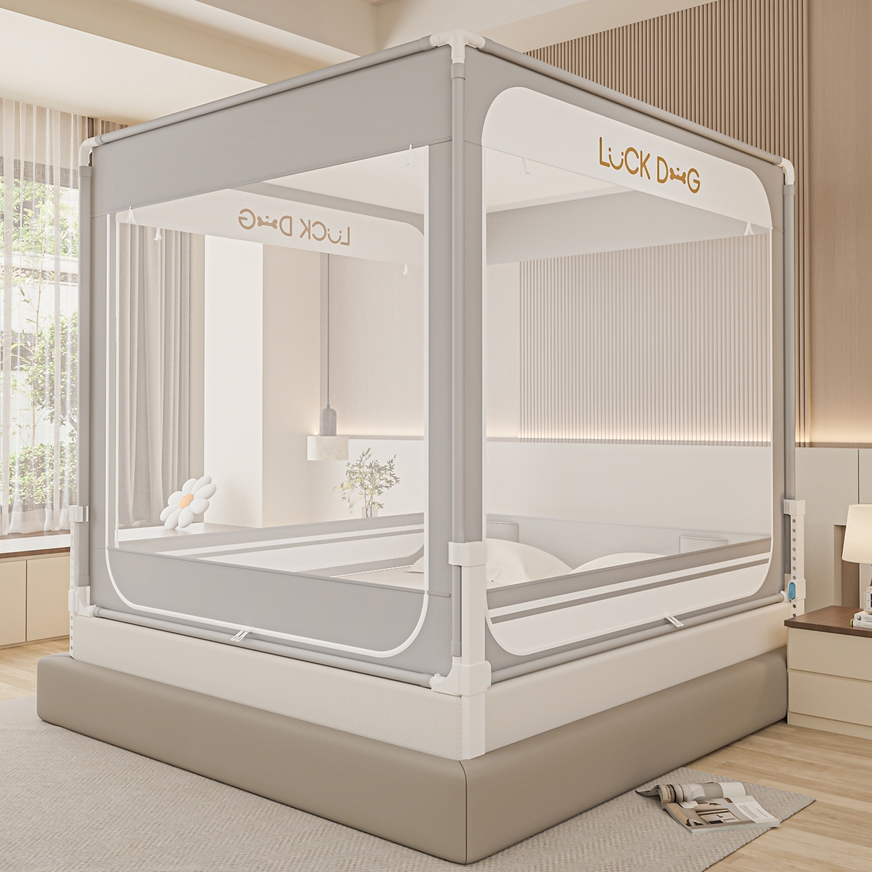 91家纺网 家纺一手货源 找家纺 海虹蚊帐 2026新款2601外穿杆三开U型门一体防尘顶加密纱回底床笠款防摔蚊帐 字母灰